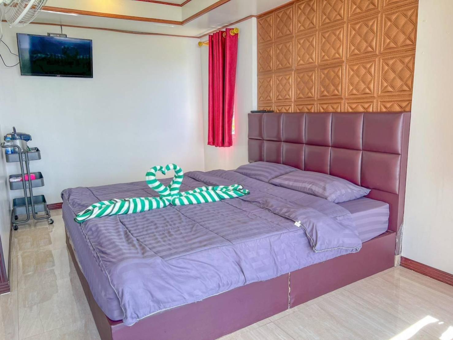 Rai Saeng Tawan At Phu Thap Buek Hotel Lom Kao Luaran gambar